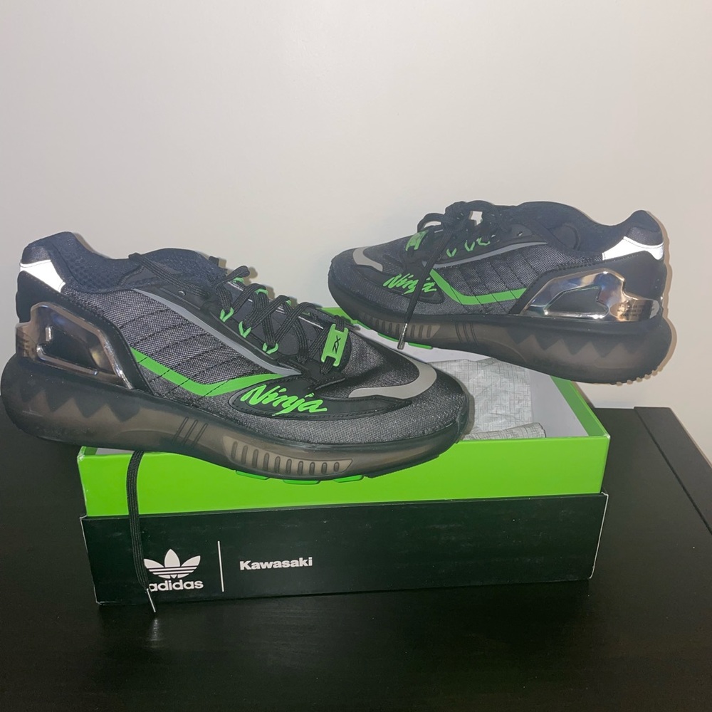 *SPECIAL ADDITION* Kawasaki Adidas Collab ZX 5K Boost Sneakers sz 10 Mens